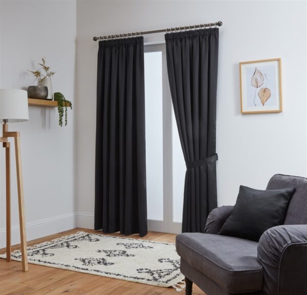 Blackout Curtains Are The Best Option For Window Covering