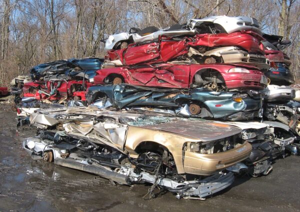 Where to Go for Selling Your Unwanted Scrap Car?
