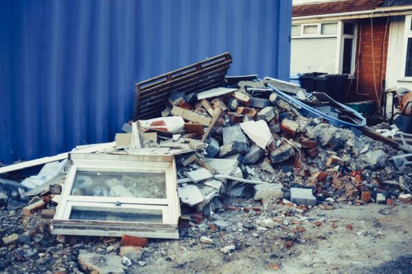 REASONS TO HIRE A PROFESSIONAL RUBBISH REMOVAL FIRM