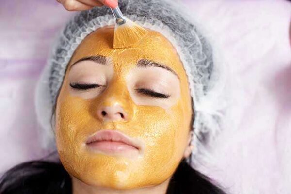Getting a Gold Facial? Here’s All You Need To Know to Restore the Radiance on Your Face