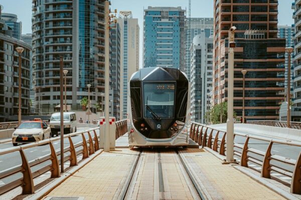 Modest WAYS OF TRANSPORTATION IN DUBAI AND HOW TO GET AROUND DUBAI FOR TOURISTS?