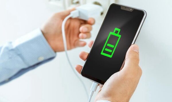 Top Benefits of Mobile Phone Charging Locker Stations