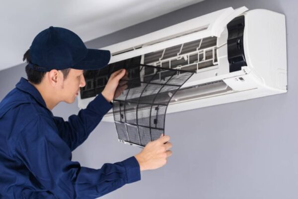 When To Know It’s Time to Repair or Replace Your AC