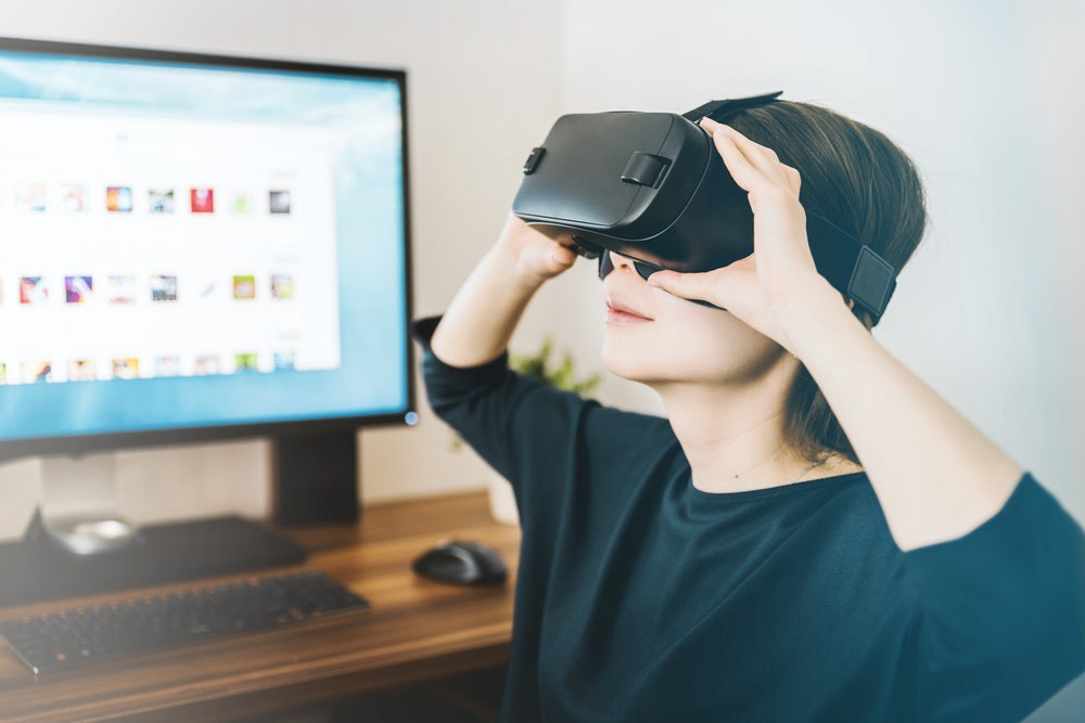 How Is VR Transforming Retail