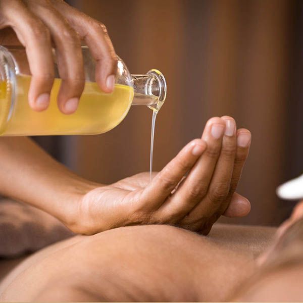 How To Find The Best Body Message Oil That Will Compliment Aromatherapy