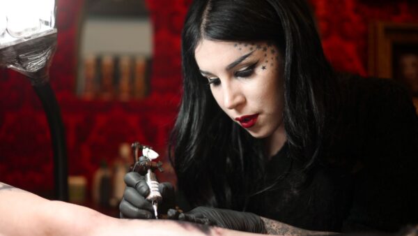 Here Are 4 Reasons Why You Should Hire A Female Tattoo Artist