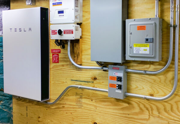 How to Choose the Right Home Battery Backup for Your New Orleans Home