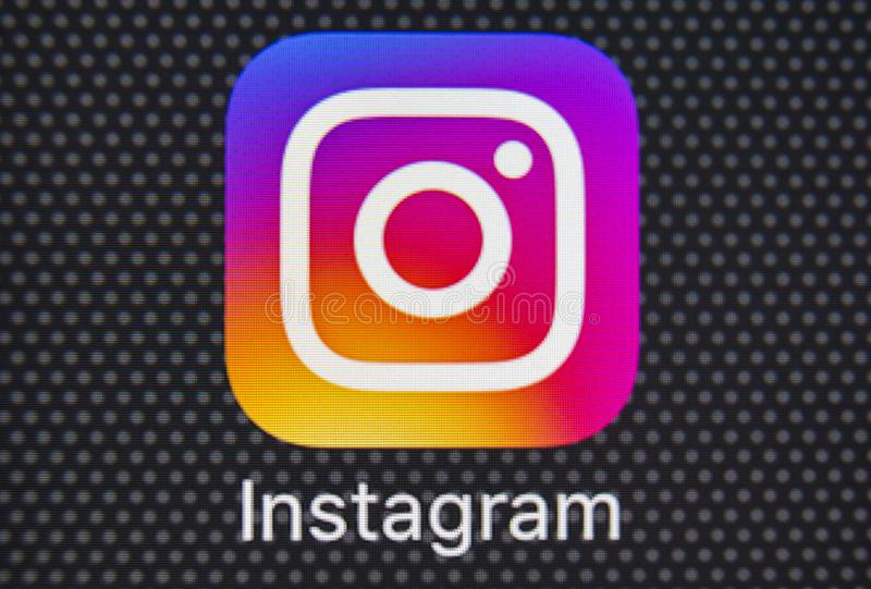 Instagram story download explained