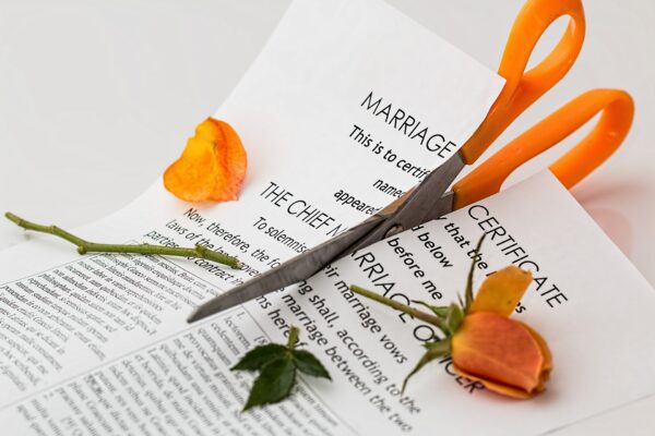 What Are The Stages of a Divorce Process