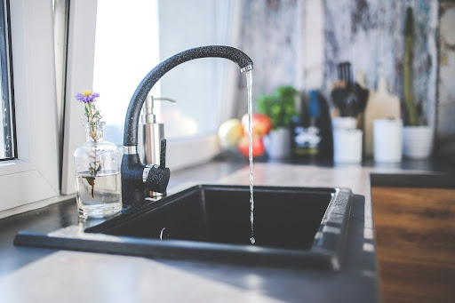 Problems Everyone Has With PULL DOWN FAUCETS – How To Solve Them